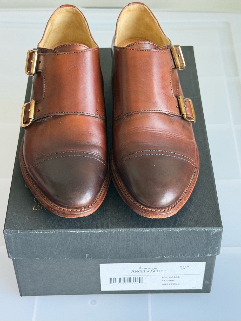 Office of Angela Scott Mr. Colin cognac sz 37
